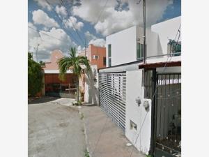 Casa en venta en Residencial Pensiones I y II, Mérida — foto 3 de 7