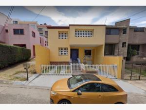 Casa en venta en Cumbres de San Mateo, Naucalpan de Juárez — foto 2 de 9