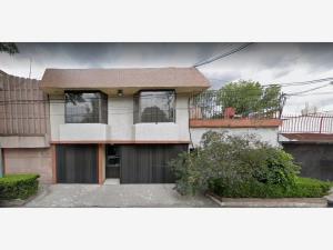Casa en Jardines de San Mateo, Naucalpan de Juárez, México