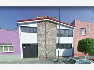 Casa en Industrial, Gustavo A. Madero, Ciudad de México