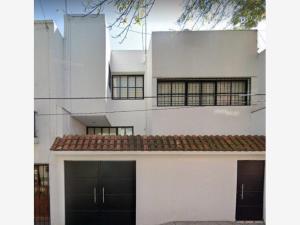 Casa en Heroes de Churubusco, Iztapalapa, Ciudad de México