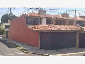 Casa en Prados Agua Azul, Puebla, Puebla