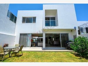 Casa en venta en Cumbres del Lago, Querétaro, Querétaro