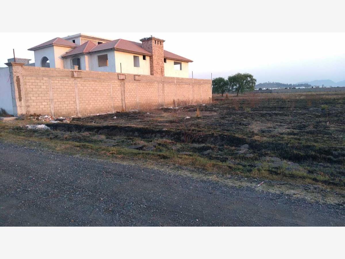 Terreno en venta en San Miguel Totocuitlapilco, Metepec — foto 1 de 2