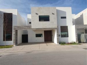 Casa en venta en La Toscana Residencial, Torreón — foto 2 de 39
