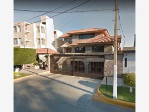 Casa en venta en Ciudad Satelite, Naucalpan de Juárez — foto 2 de 12