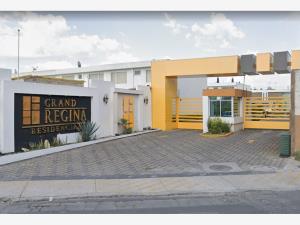 Casa en venta en Coaxustenco, Metepec — foto 3 de 19