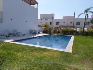 Casa en venta en Club de Golf Santa Fe, Xochitepec — foto 2 de 39