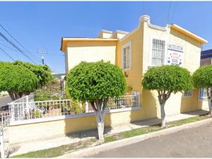 Casa en venta en Plazas del Sol 2a Sección, Querétaro — foto 3 de 12