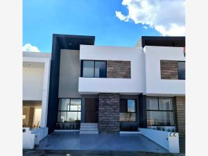 Casa en Tres Marías, Morelia, Michoacán de Ocampo