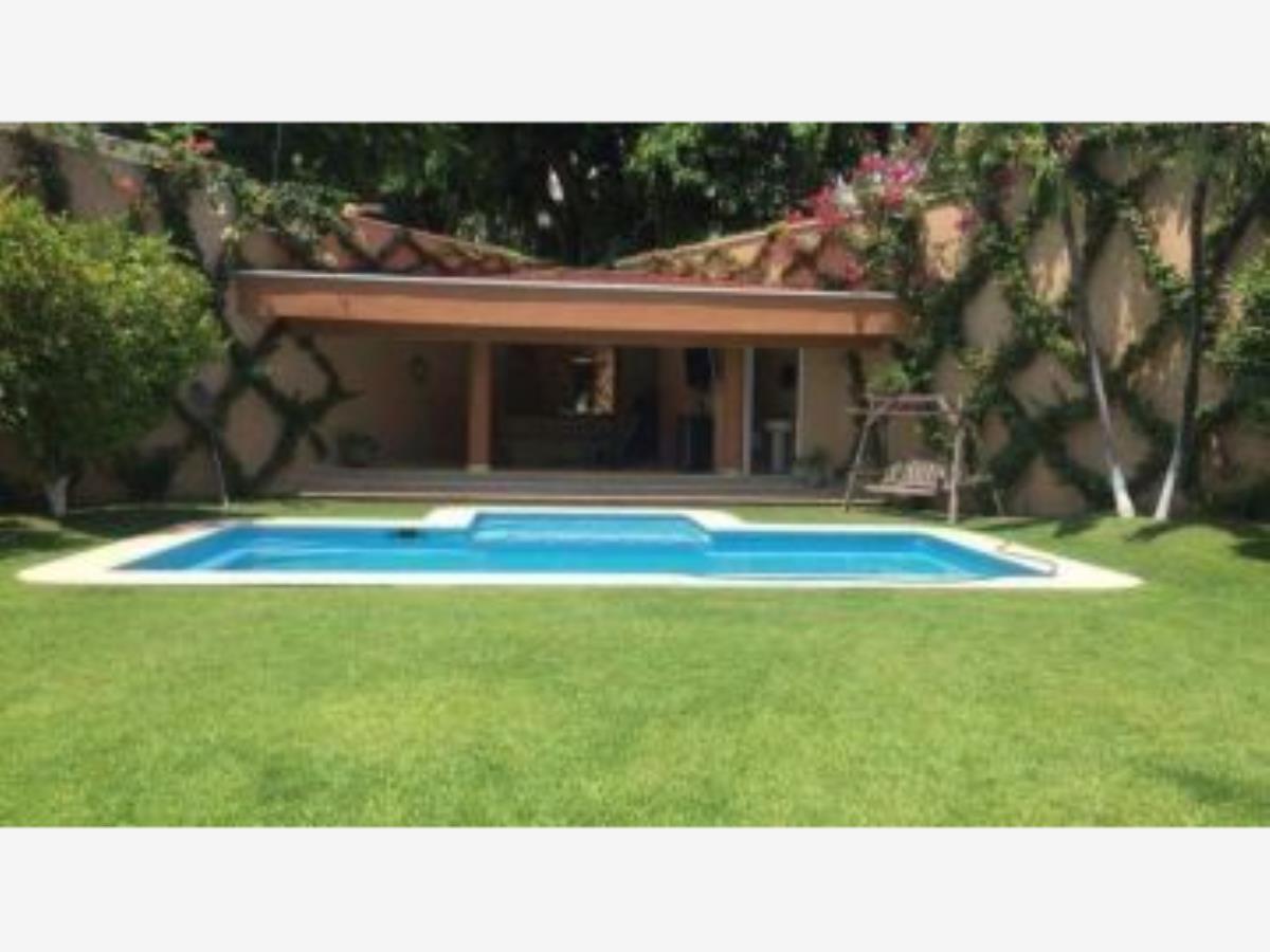 Casa en venta en Vista Hermosa, Cuernavaca — foto 1 de 48