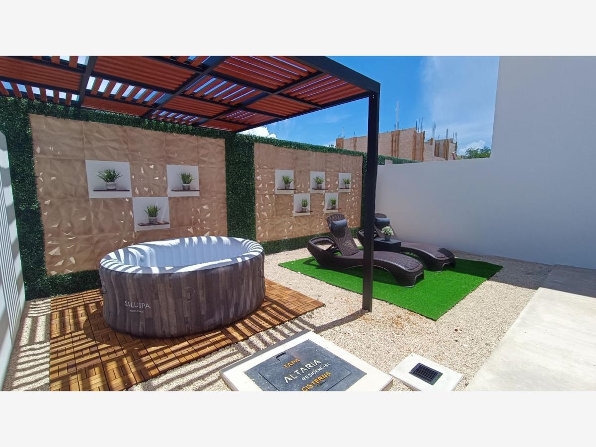 Casa en venta en Ejidal, Solidaridad — foto 1 de 31