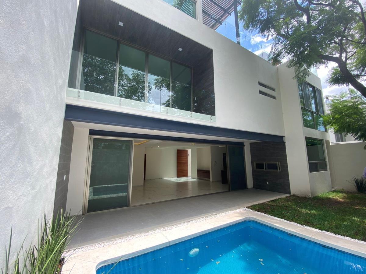 Casa en venta en Delicias, Cuernavaca — foto 1 de 11