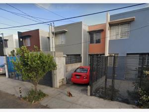 Casa en Lomas de Zapopan, Zapopan, Jalisco