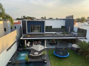 Casa en venta en Rinconada Vista Hermosa, Cuernavaca — foto 2 de 38