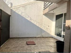 Casa en venta en Villa de las Flores 1a Sección (Unidad Coacalco), Coacalco de Berriozábal — foto 3 de 12