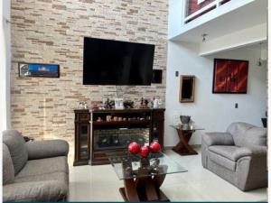 Casa en venta en Villa de las Flores 1a Sección (Unidad Coacalco), Coacalco de Berriozábal — foto 2 de 12