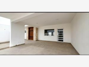 Casa en venta en Las Trojes, Torreón — foto 2 de 40