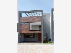 Casa en venta en Lomas de Angelópolis, San Andrés Cholula, Puebla