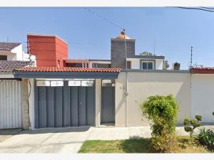 Casa en Plazas Amalucan, Puebla, Puebla