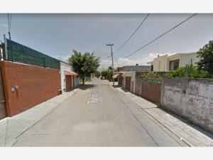 Casa en venta en Los Tulipanes, Cuernavaca — foto 3 de 25