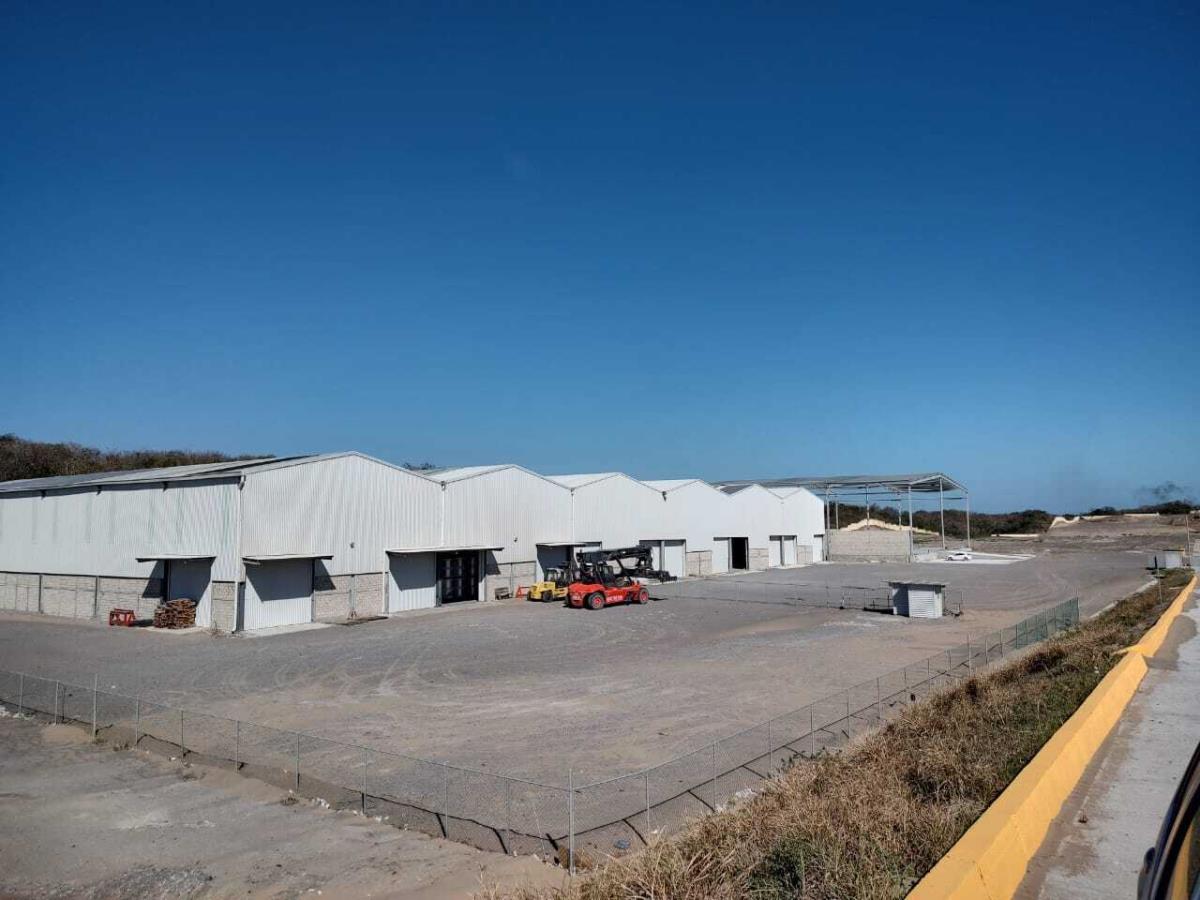 Bodega en renta en Puerto Seco, Veracruz — foto 1 de 10