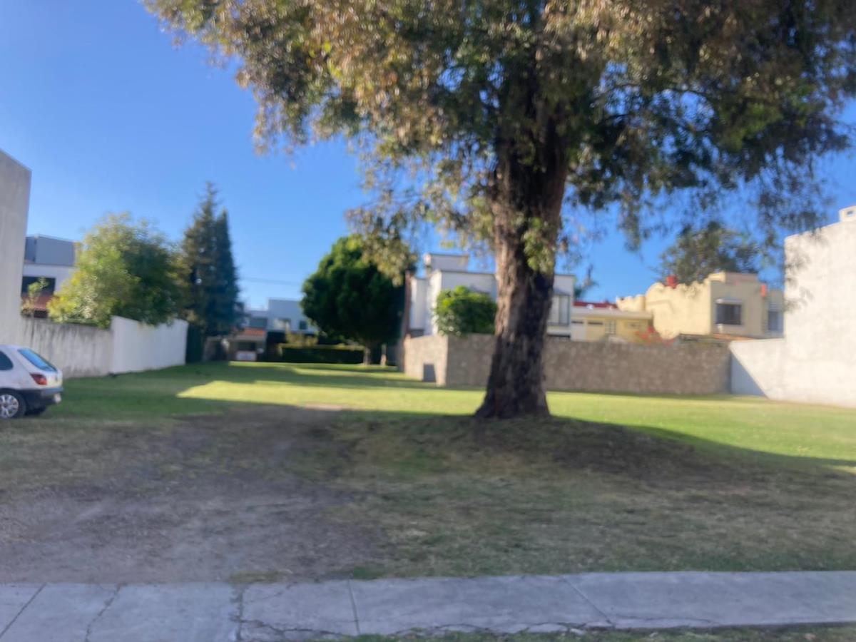 Terreno en venta en Residencial el Campanario, San Pedro Cholula — foto 1 de 11