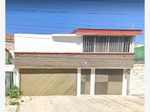 Casa en Jardines de San Manuel, Puebla, Puebla