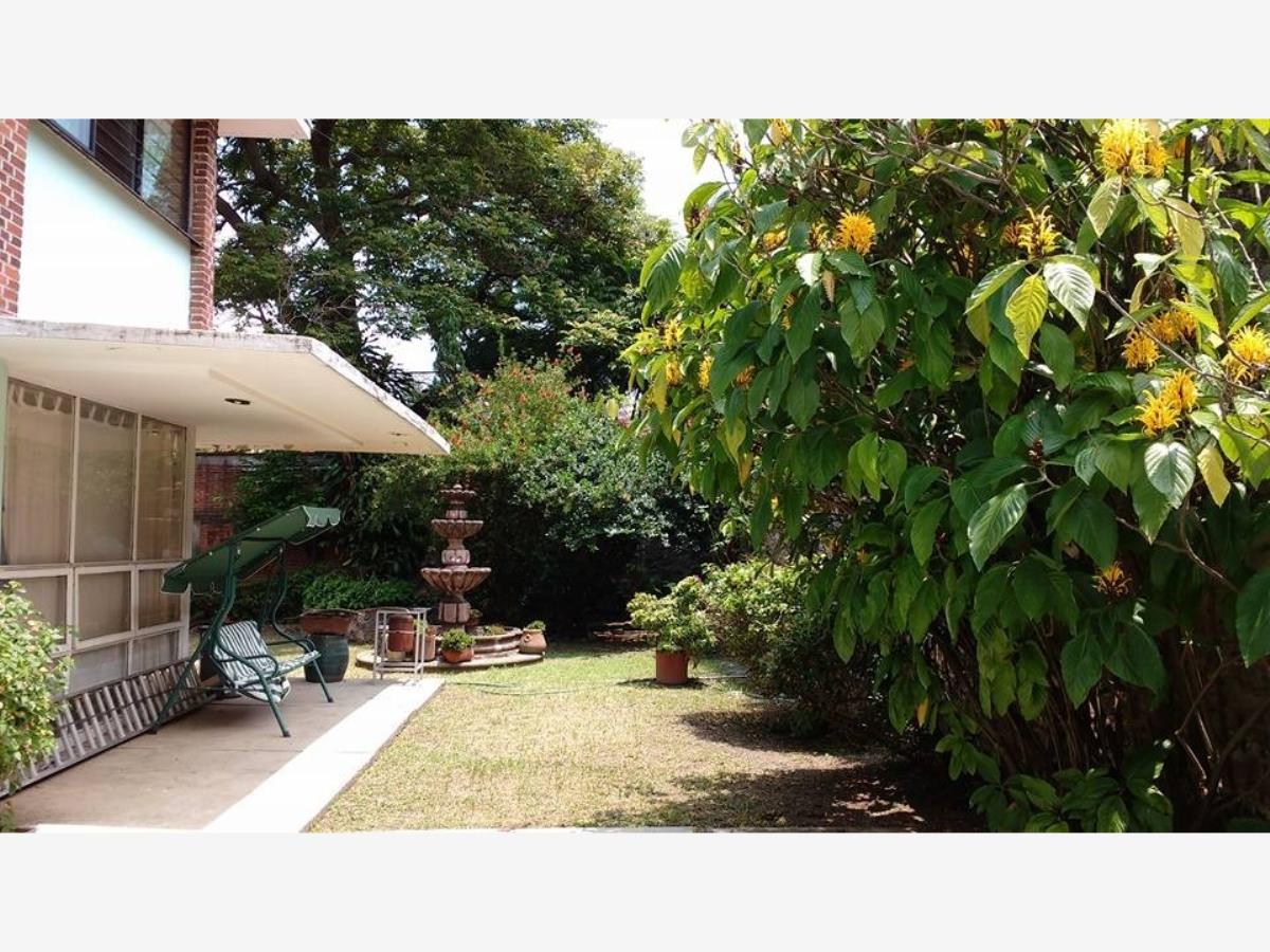 Casa en venta en Bosques de Palmira, Cuernavaca — foto 1 de 31