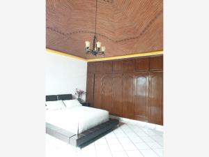 Casa en venta en Lomas de Atzingo, Cuernavaca — foto 2 de 17