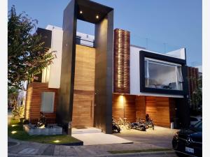 Casa en venta en Lomas de Angelópolis, San Andrés Cholula — foto 2 de 13