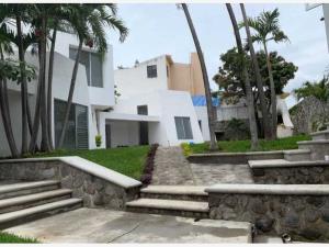 Casa en venta en Las Palmas, Cuernavaca — foto 3 de 9