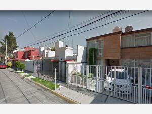 Casa en Hacienda de Echegaray, Naucalpan de Juárez, México
