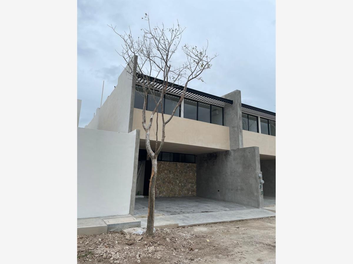 Casa en renta en Temozon Norte, Mérida — foto 1 de 21