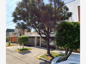 Casa en venta en Ciudad Satelite, Naucalpan de Juárez — foto 2 de 6