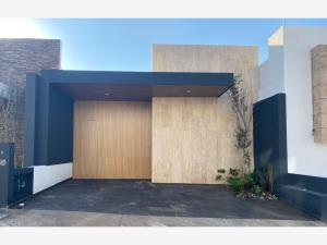 Casa en venta en Paseo del Parque, Morelia — foto 2 de 29