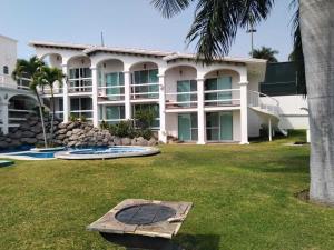Casa en venta en Lomas de Cocoyoc, Atlatlahucan — foto 2 de 15