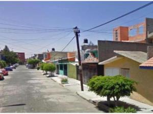 Casa en venta en Valle de Aragon, Nezahualcóyotl — foto 3 de 16