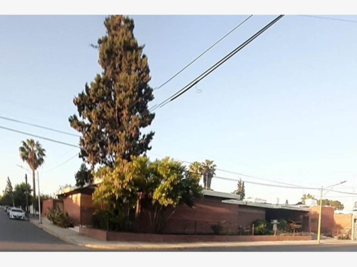 Casa en venta en Republica, Saltillo — foto 1 de 22