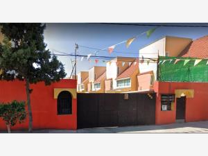Casa en venta en Santa Isabel Tola, Gustavo A. Madero — foto 3 de 18