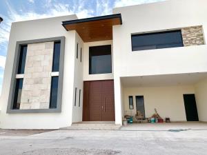 Casa en venta en Las Trojes, Torreón — foto 2 de 33