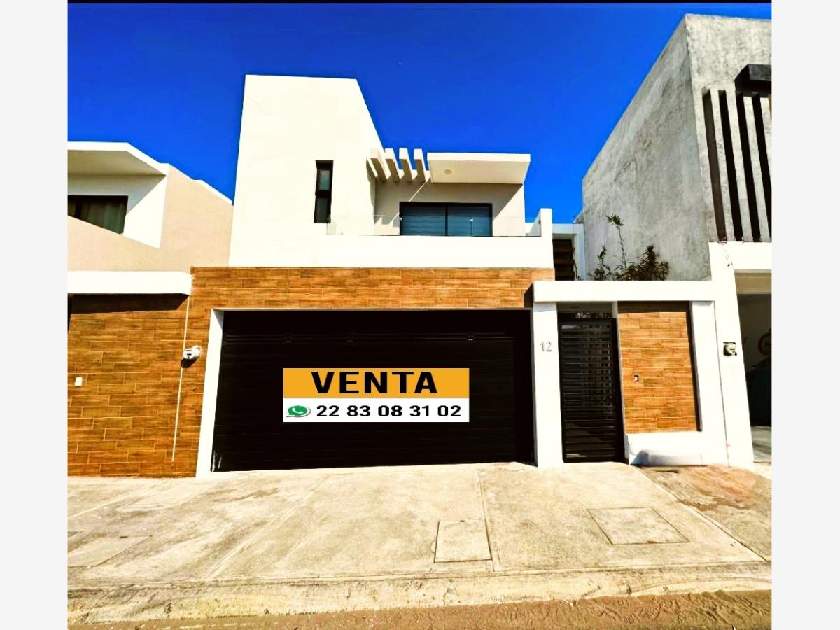 Casa en venta en Lomas de la Rioja, Alvarado — foto 1 de 18
