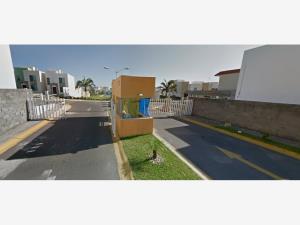 Casa en remate en Banus, Alvarado, Veracruz de Ignacio de la Llave
