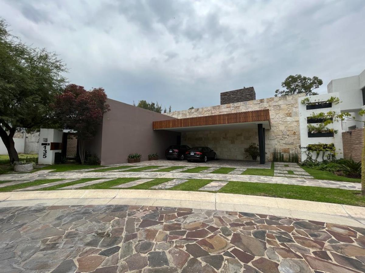 Casa en venta en Bosque Azul, León — foto 1 de 10