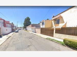 Casa en Los Héroes de Puebla, Puebla, Puebla