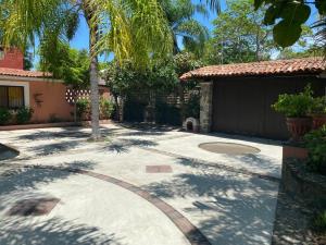 Casa en venta en El Chivato (Providencia), Villa de Álvarez — foto 3 de 13