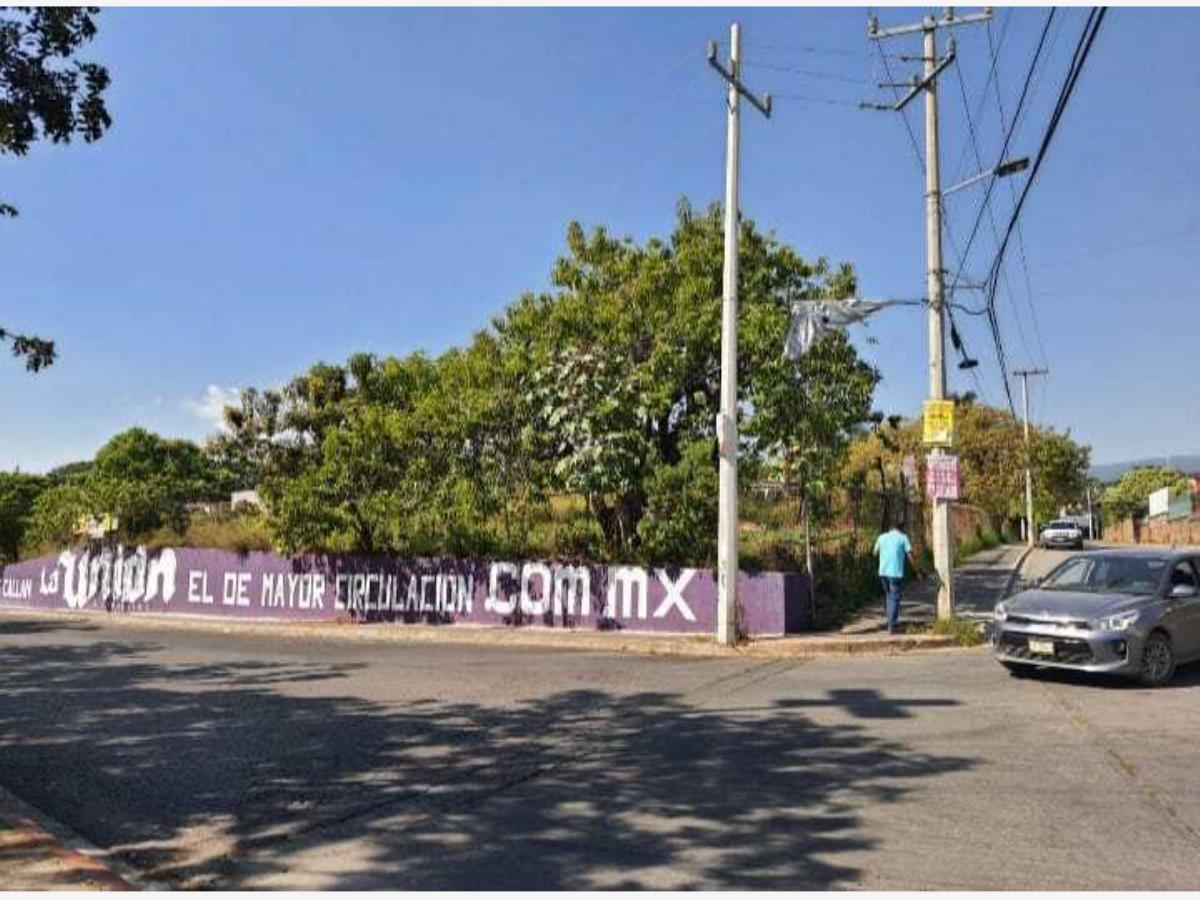 Terreno en venta en Vicente Guerrero, Cuernavaca — foto 1 de 6
