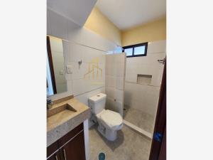 Casa en venta en Lomas de la Rioja, Alvarado — foto 3 de 16