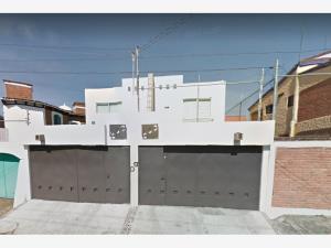 Casa en venta en Lomas de Santa Maria, Morelia — foto 2 de 8