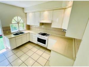 Casa en venta en Jardines Del Valle, Zapopan — foto 2 de 8
